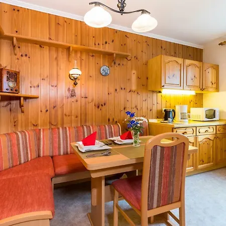 Haus Christine * Λιντάου